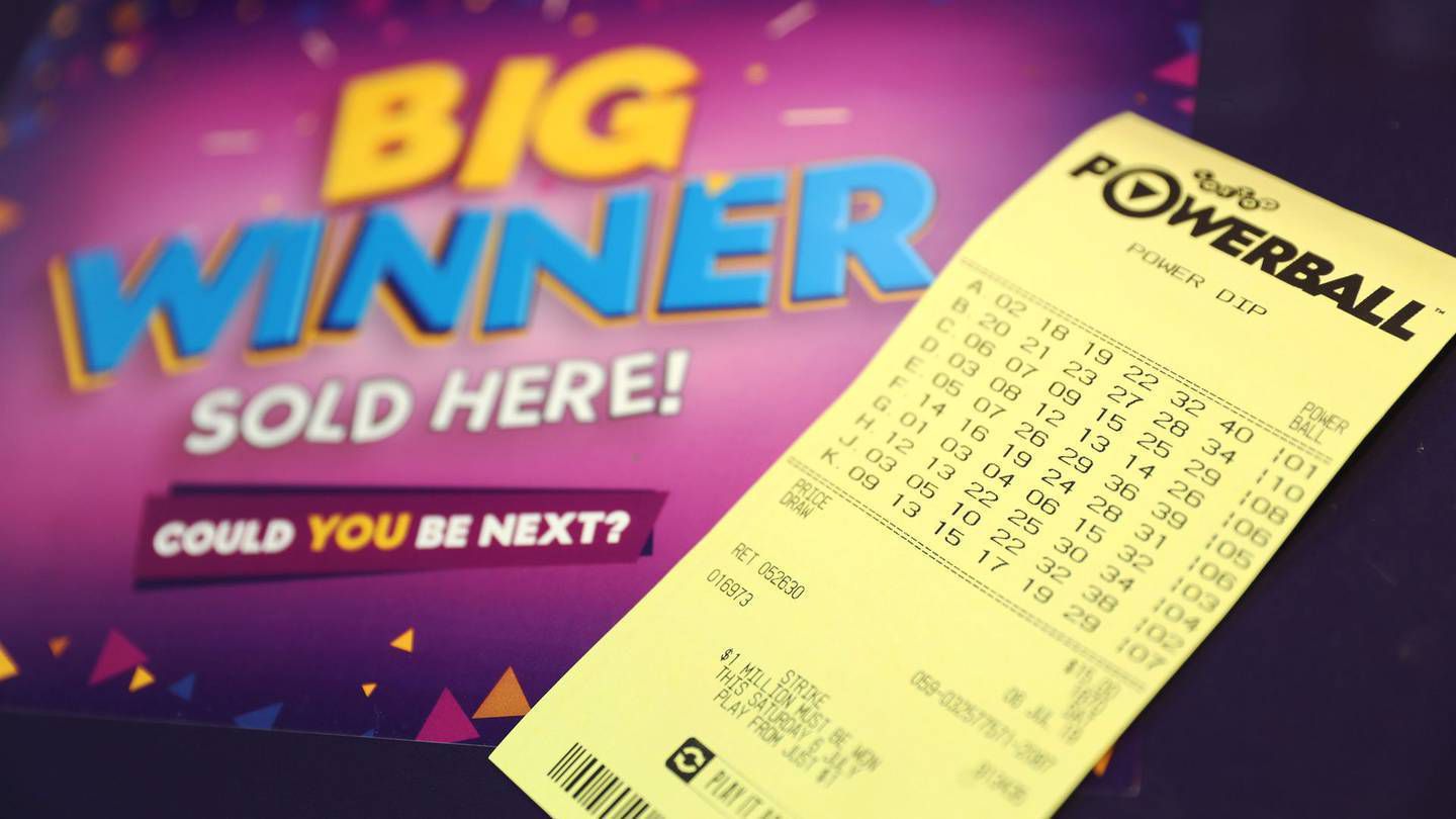 Auckland Player Wins $23.5 Million on Lotto Powerball Image